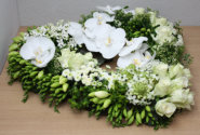 Hart met witte orgidee
